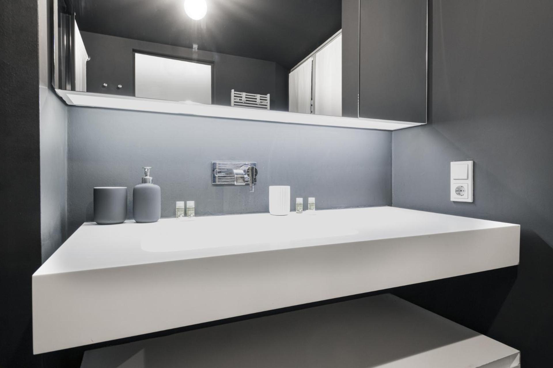 Easylife - Moderno In Moscova/brera